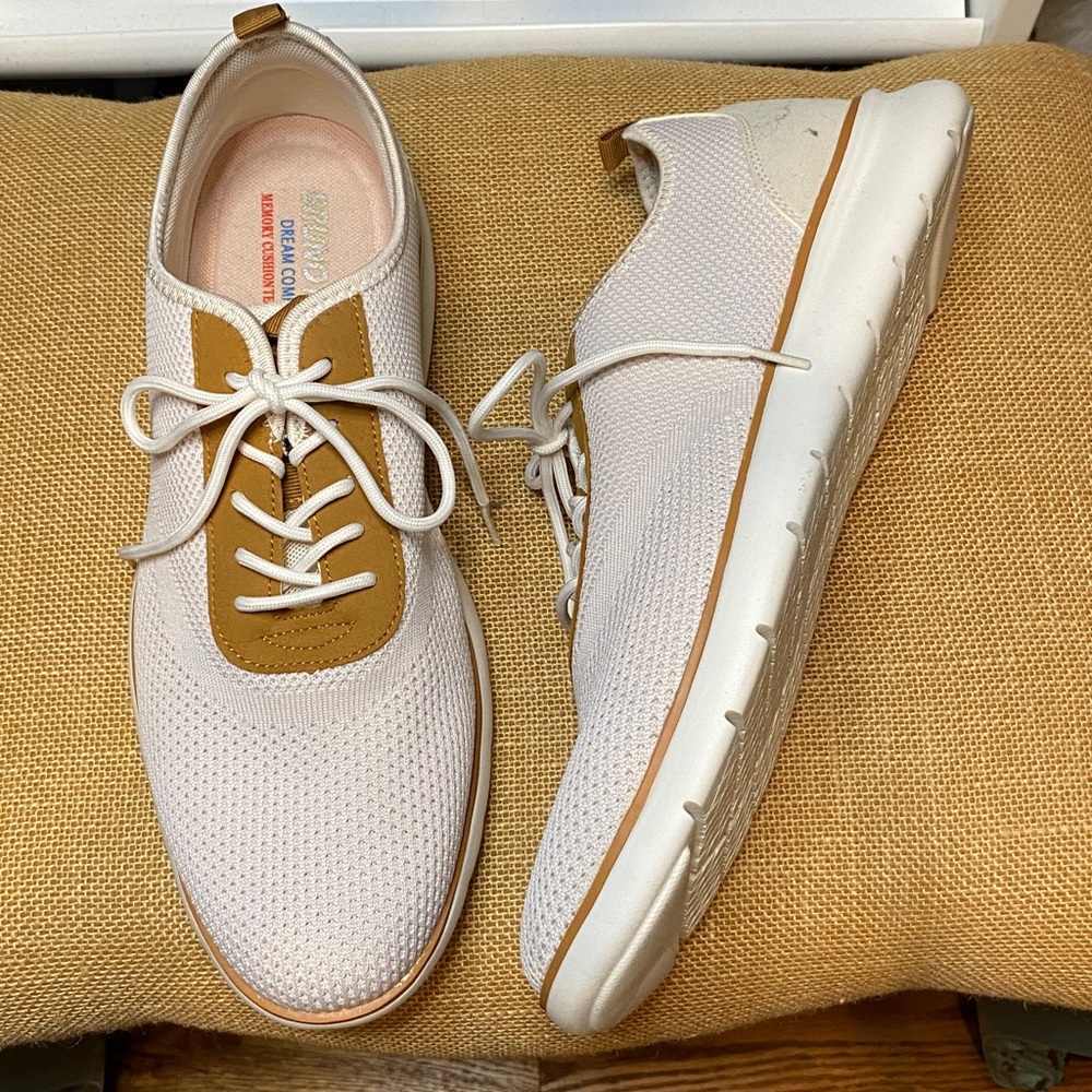 Bruno Marc Dream Comfort Freshman Cream and Tan Oxford Dress Sneakers